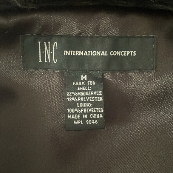 INC International ConceptsGray Fur Jacket Size Medium - Picture 4 of 4